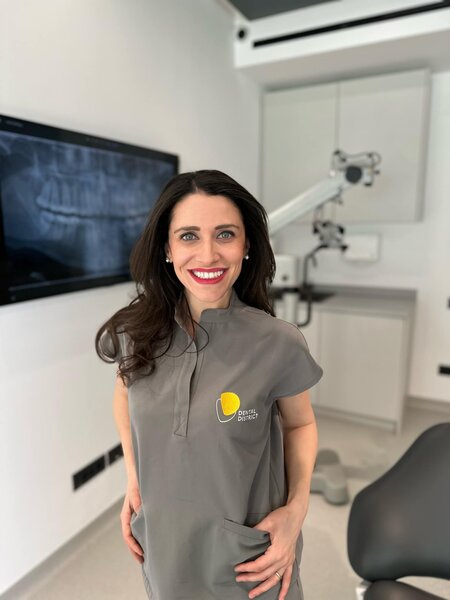 Dental District - Clinica Stomatologica by Dr. Alina Scortea